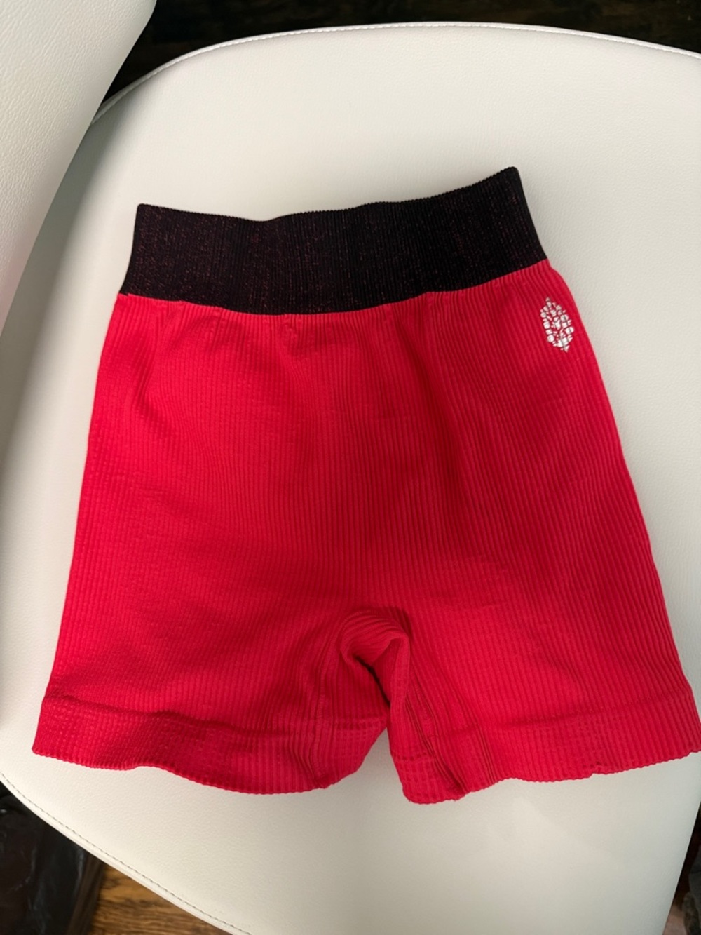 Fp movement pranja Red Ribbed Stretch Shorts with Black Waistband Xs/s